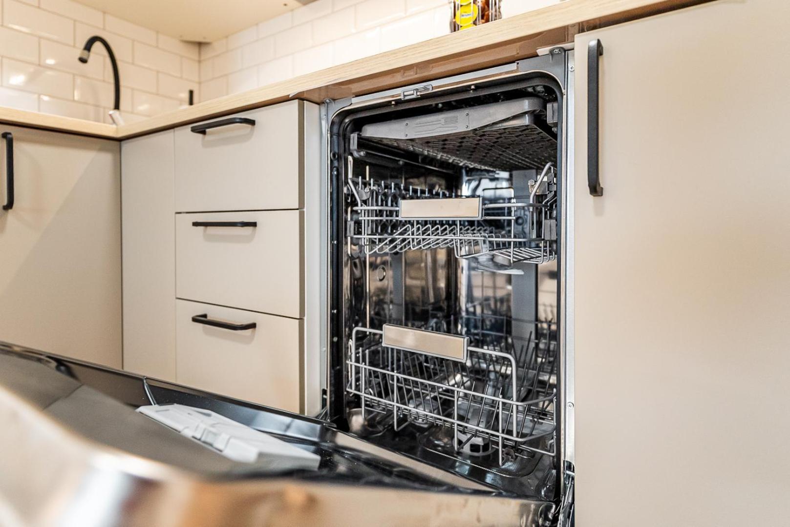 Apartmany Thermal Besenova Luaran gambar